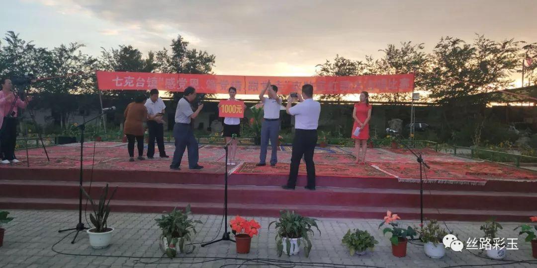 逃离破旧弃城
